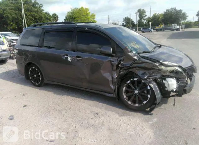 Toyota Sienna 2019г.