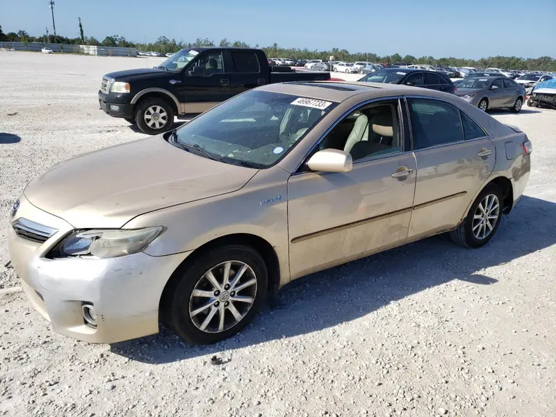 Toyota Camry Hybrid 2010г.