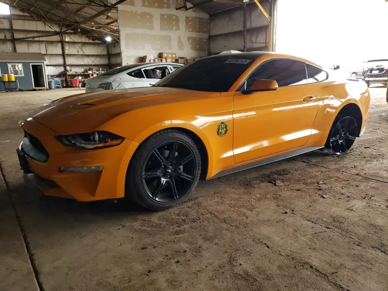 Ford Mustang 2019г.