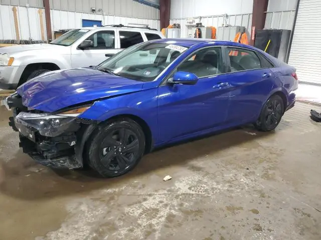 Hyundai Elantra 2022г.
