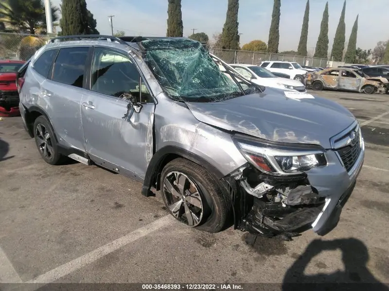 Subaru Forester 2020г.