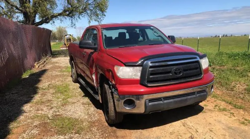 Toyota Tundra 2011г.