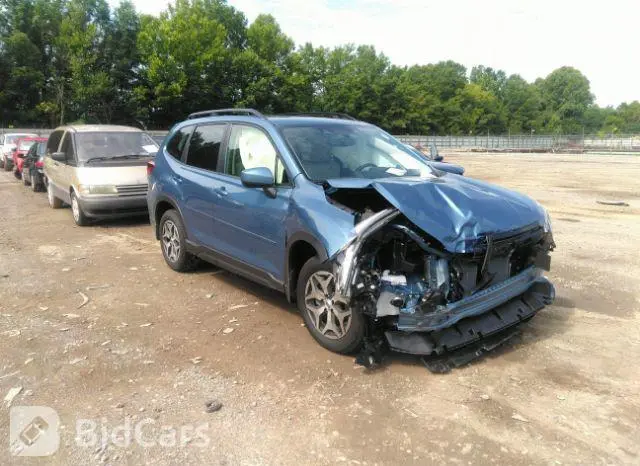 Subaru Forester 2023г.