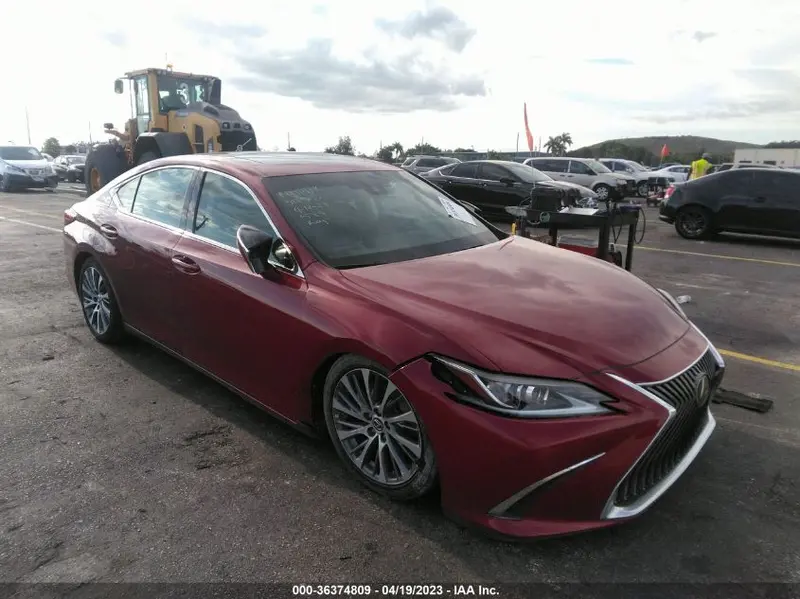 Lexus ES 350 2019г.