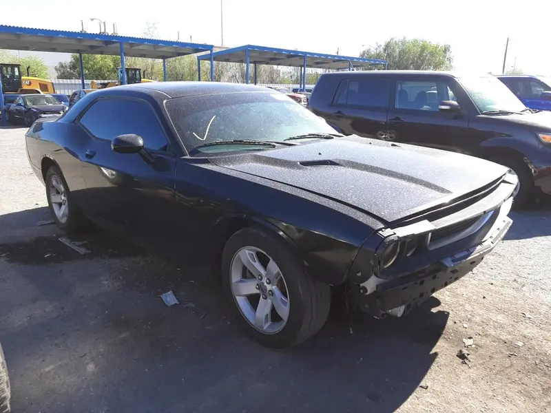 Dodge Challenger 2013г.