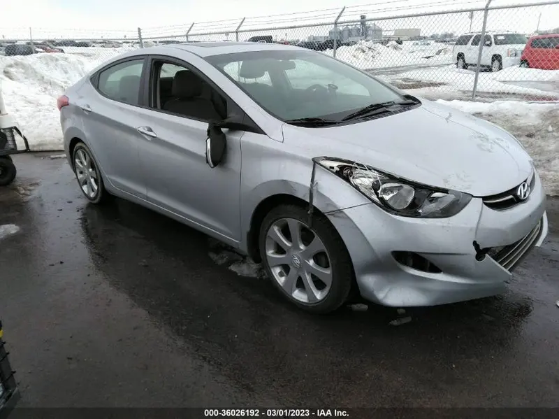 Hyundai Elantra 2013г.