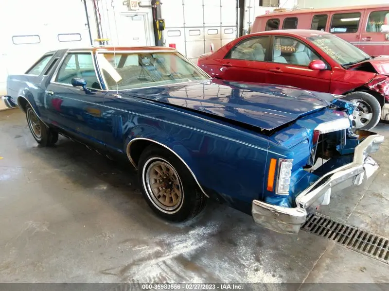 Ford Thunderbird 1977г.