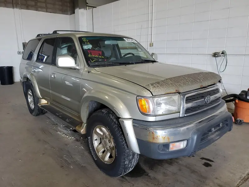 Toyota 4Runner 2000г.