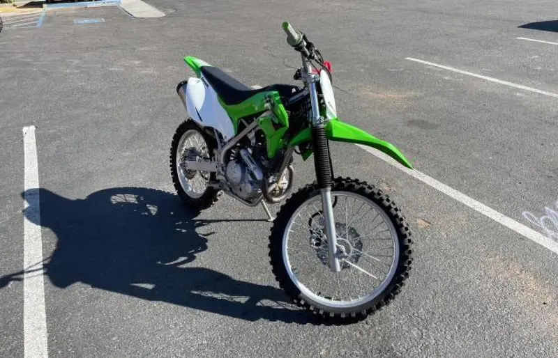 Kawasaki KLX&174230R 2022г.
