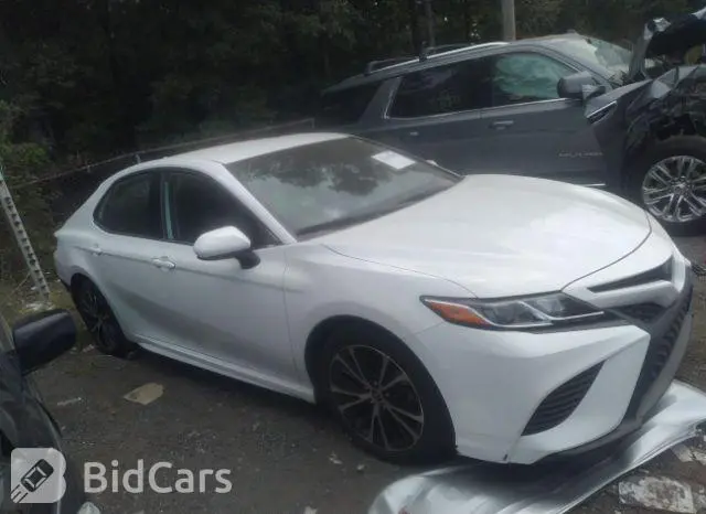 Toyota Camry 2020г.