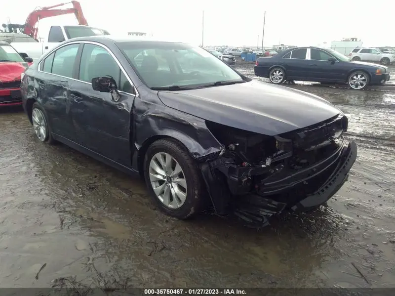 Subaru Legacy 2015г.