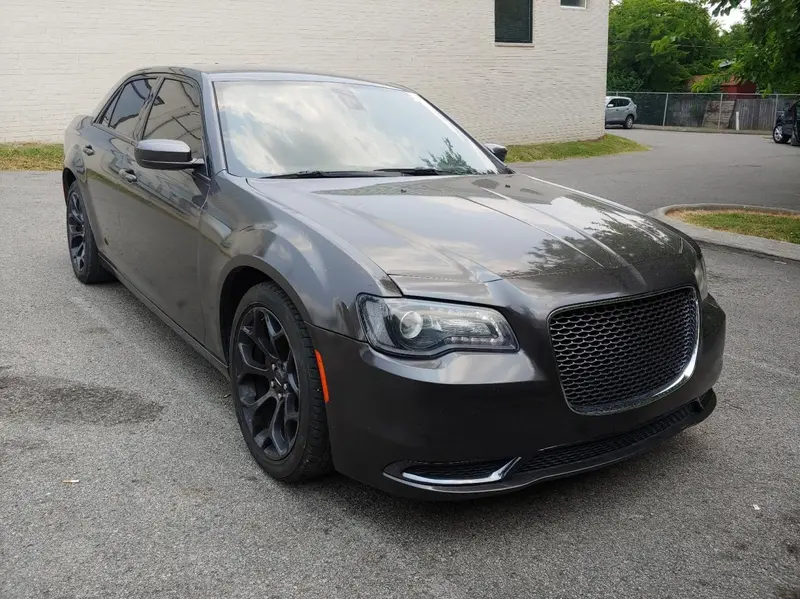 Chrysler 300 2019г.