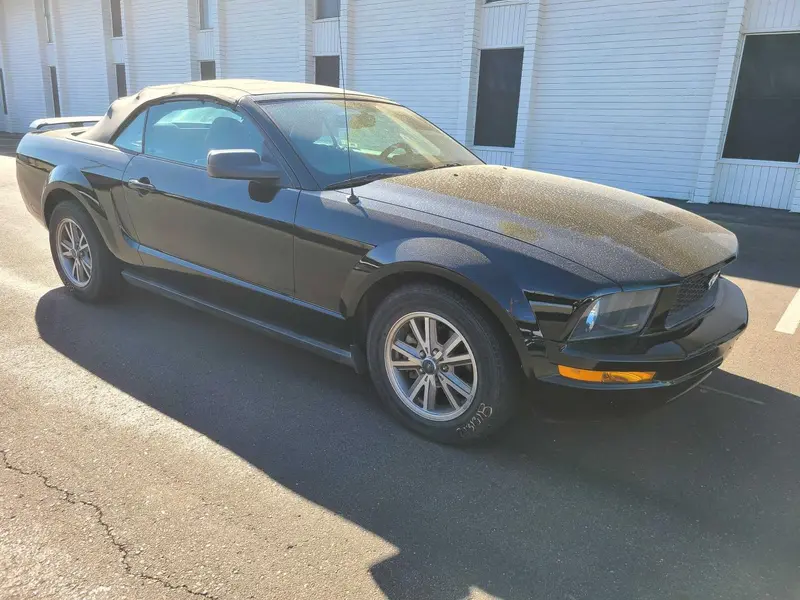 Ford Mustang 2005г.