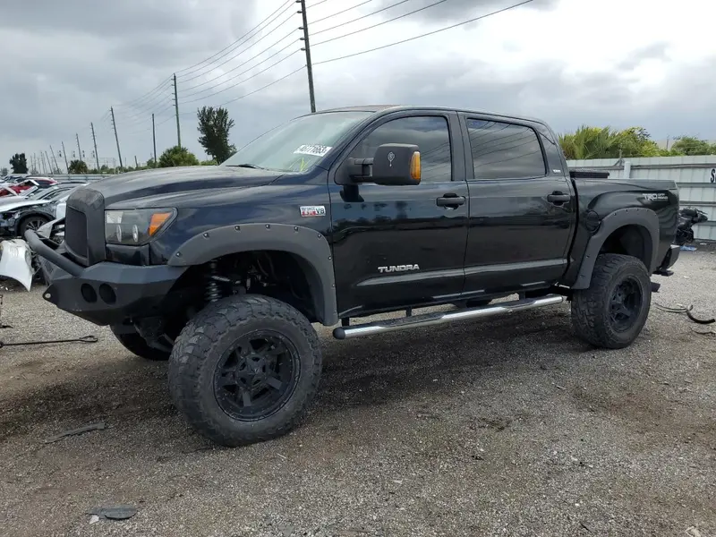 Toyota Tundra 2008г.
