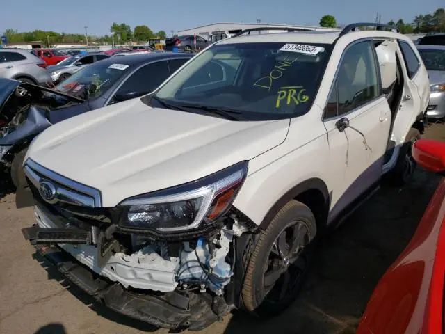 Subaru Forester 2021г.