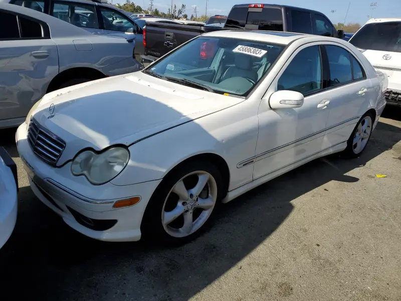 Mercedes-Benz C-Class 2005г.