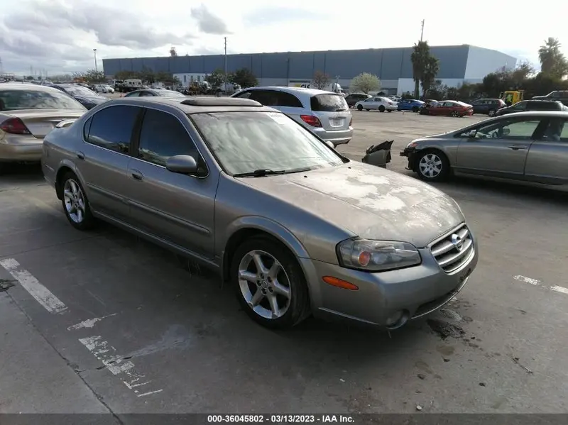 Nissan Maxima 2003г.