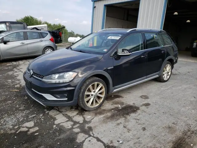 Volkswagen Golf 2019г.