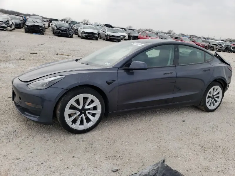 Tesla Model 3 2022г.