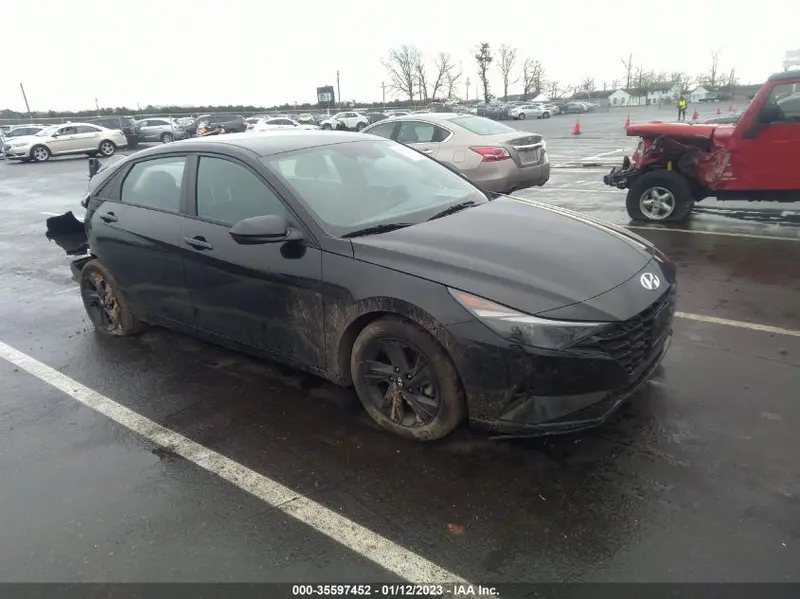 Hyundai Elantra 2021г.