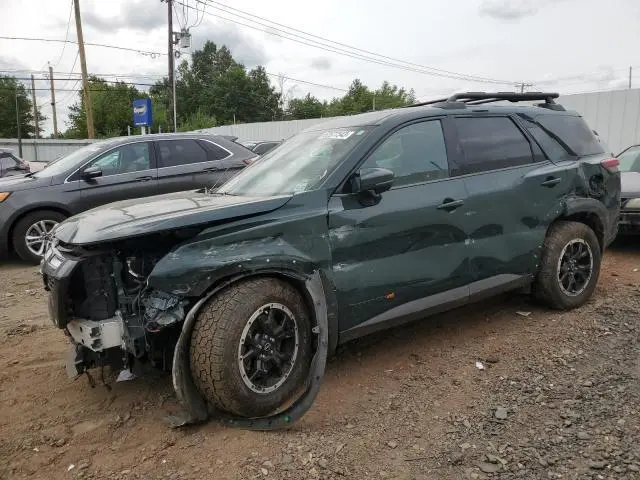 Nissan Pathfinder 2023г.