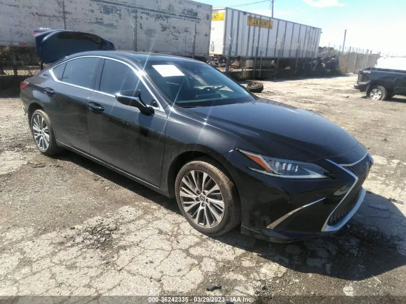 Lexus ES 350 2019г.