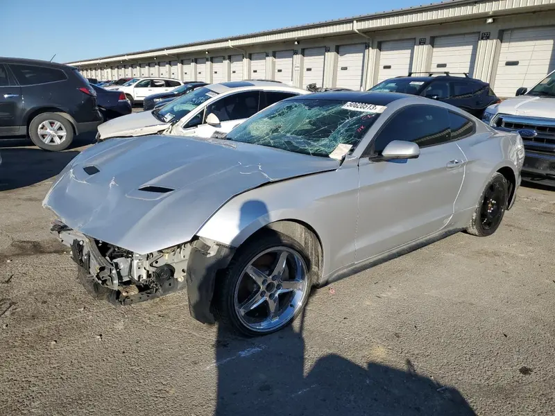 Ford Mustang 2019г.