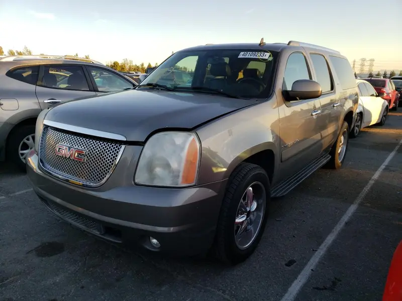 GMC Yukon XL 2008г.