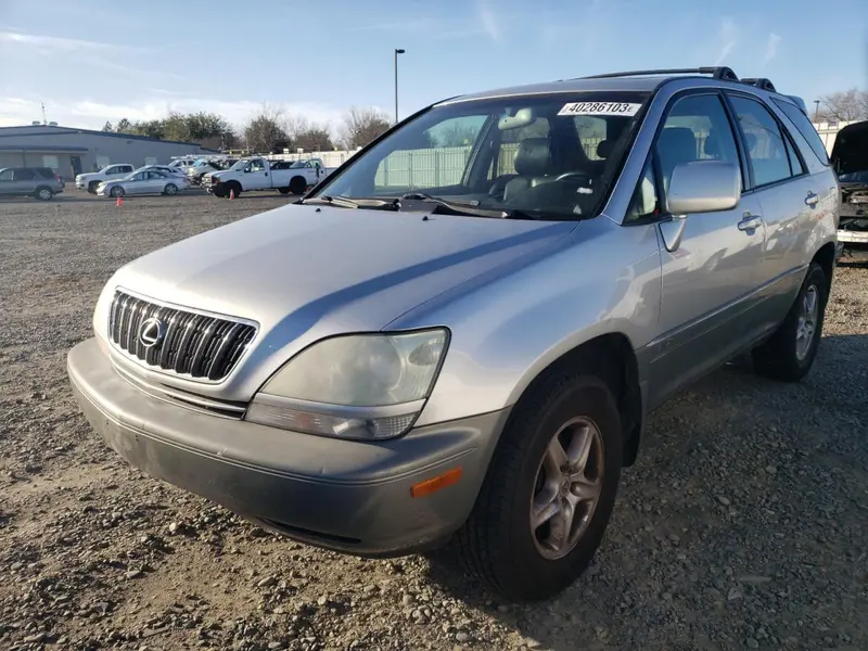 Lexus RX 300 2001г.