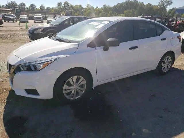 Nissan Versa 2020г.