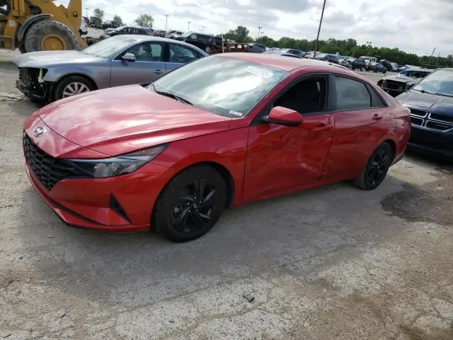 Hyundai Elantra 2021г.