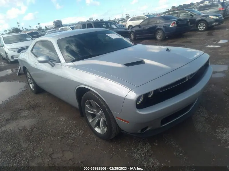 Dodge Challenger 2020г.