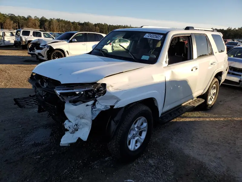 Toyota 4Runner 2022г.