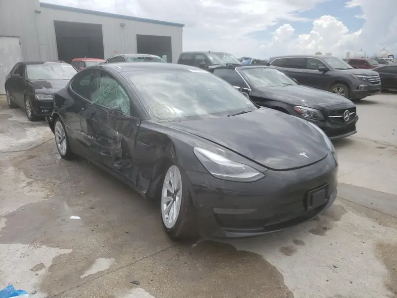 Tesla Model 3 2022г.