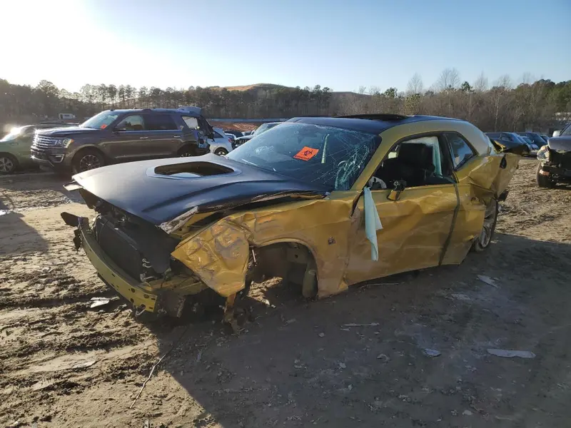 Dodge Challenger 2020г.