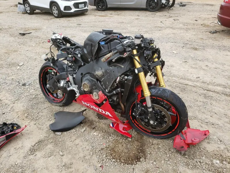 Honda CBR1000 2022г.