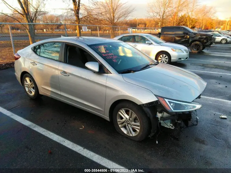 Hyundai Elantra 2020г.