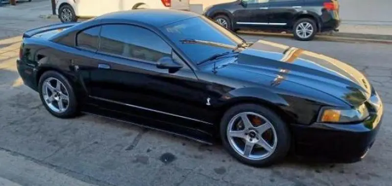 Ford Mustang 2004г.