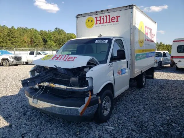 Chevrolet Express 2021г.