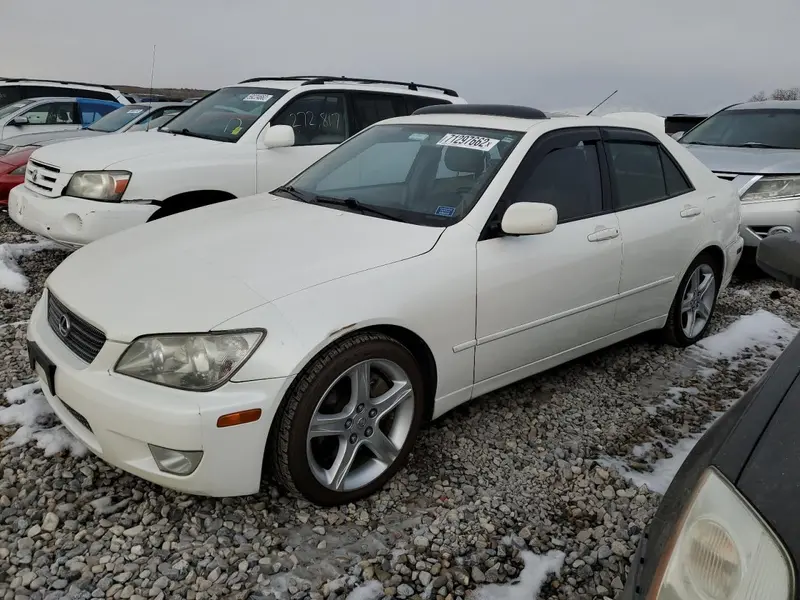 Lexus IS 300 2001г.
