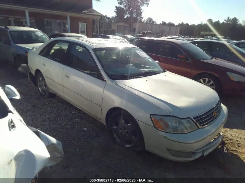 Toyota Avalon 2003г.
