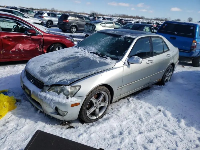 Lexus IS 300 2001г.