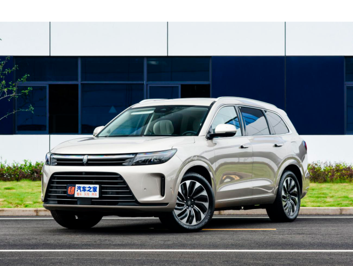 Aito (Wenjie) M7