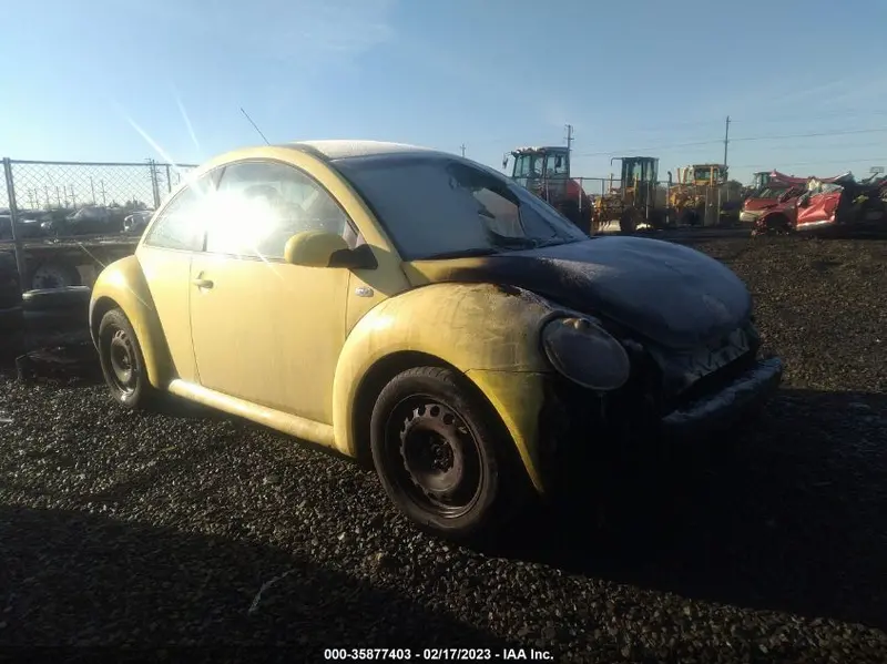 Volkswagen New Beetle 2001г.