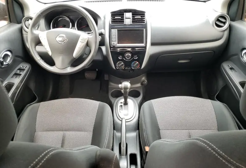 Nissan Versa 2019г.