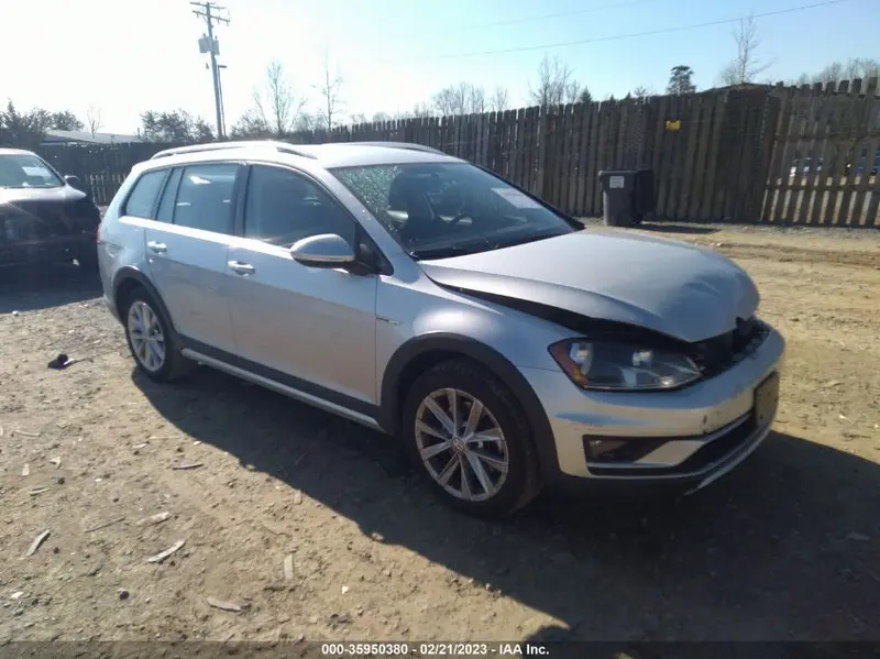 Volkswagen Golf Alltrack 2017г.