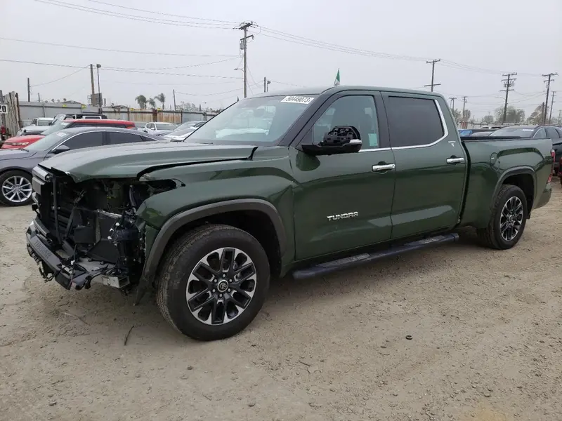 Toyota Tundra 2022г.