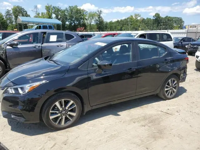 Nissan Versa 2022г.