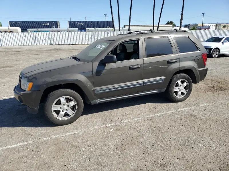 Jeep Grand Cherokee 2005г.