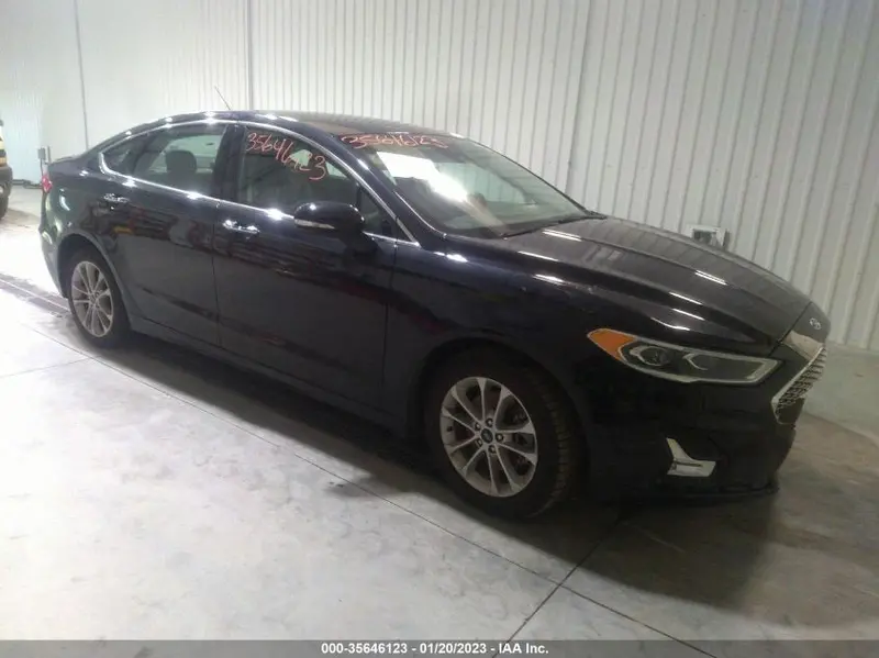Ford Fusion Energi 2020г.
